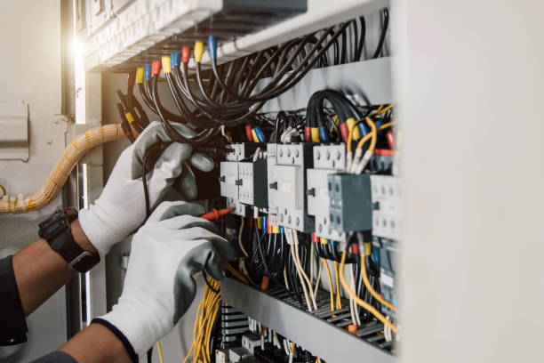 Best Circuit Breaker Repair  in Ara, AL