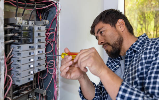 Best Commercial Electrician Services  in Ara, AL